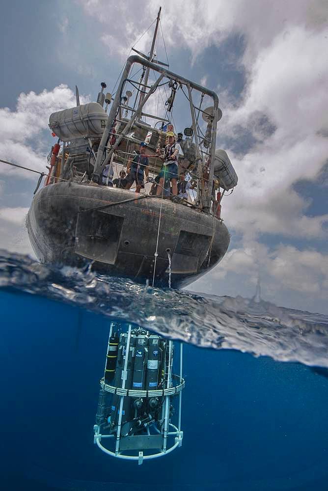 Tara Oceans Expeditions - May 2011. CTD-Rosette (Conductivity Temperature Density instrumental platform with 7 additional sensors)