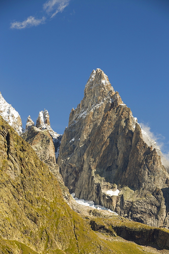 Looking towards the Les Pyramides Calcaires below Mont Blanc and Mont Blanc du Courmayeur.