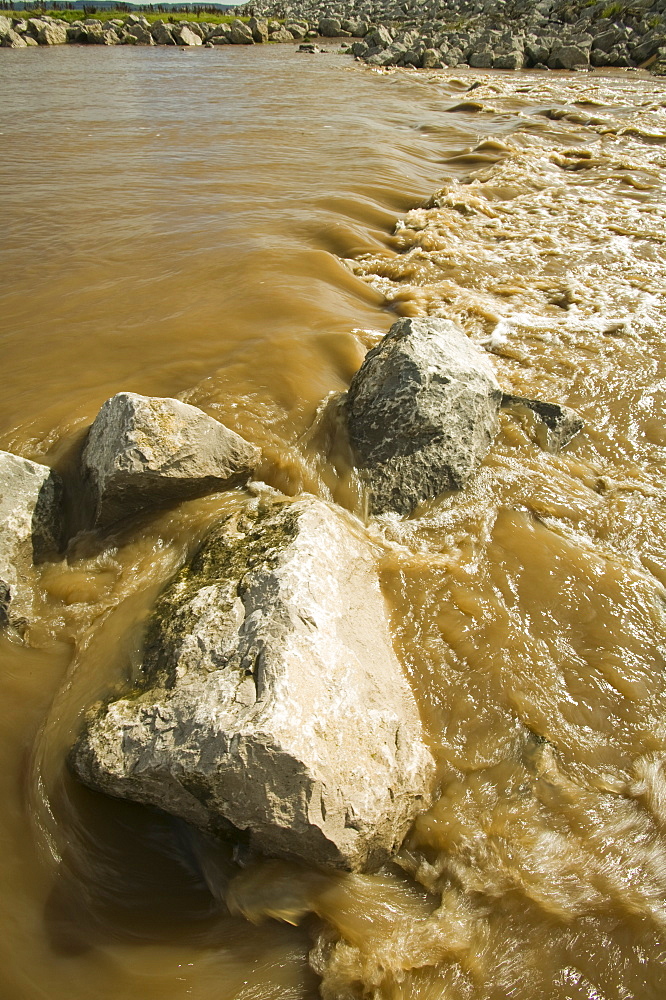 The Breach at Alkborough created in the sea defences to allow sea water to flood agricultural land and create a wetland for wildlife, Humber Estuary, Humberside, England, United Kingdom, Europe