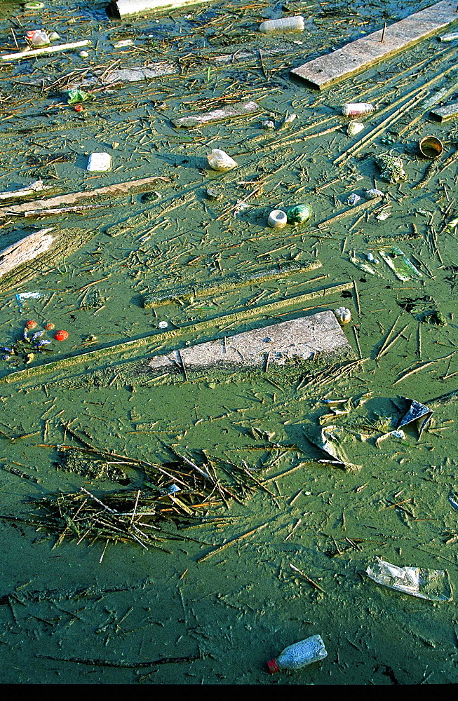 Pollution on the River Mersey, Merseyside, England, United Kingdom, Europe