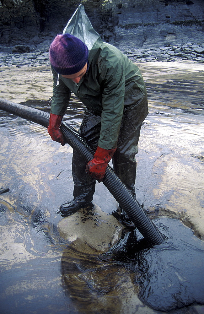 Oil clean up, West Angle Bay, Sea Empress oil spill