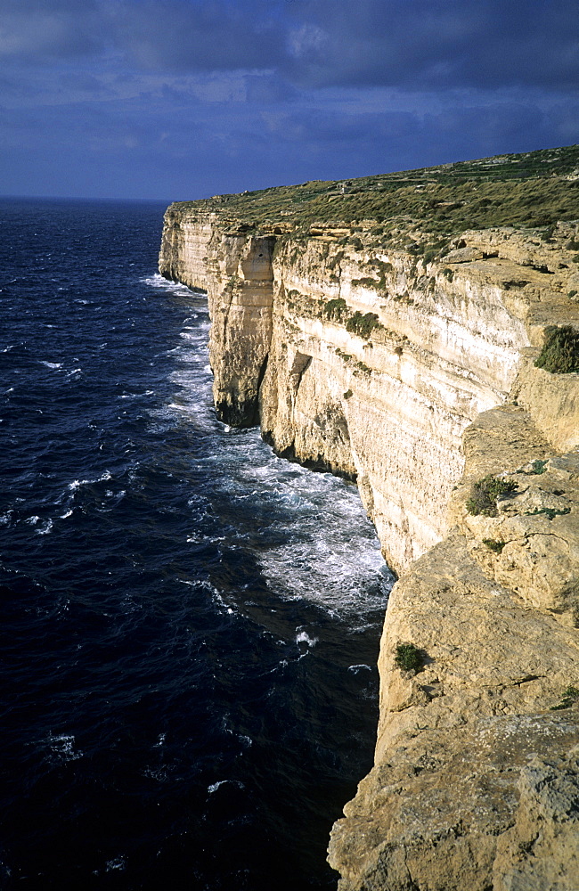 Limestone cliffs, Migra L-Ferma, Rdum Tas-Sarg, Malta, Mediterranean