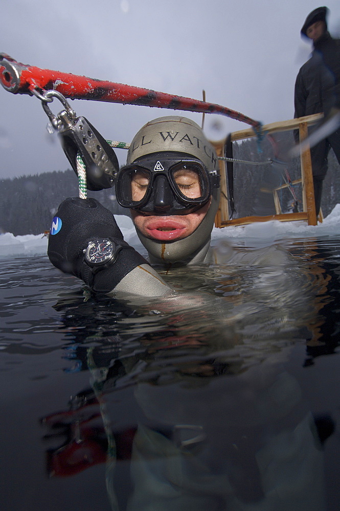 Gillieume Nery world record holder  warms up during  the Oslo Ice Challenge 2009. Oslo, Norway