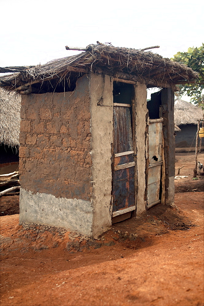 An IDP camp (internally displaced people) in Te-Tugu district of Northern Uganda has been created to accommodate the mass of Ugandan refugees fleeing the LRA (Lords Resistance Army) who are fighting the Ugandan government and its people.  This is one of several public conveniences around the camp. Te-Tugu, Uganda, East Africa