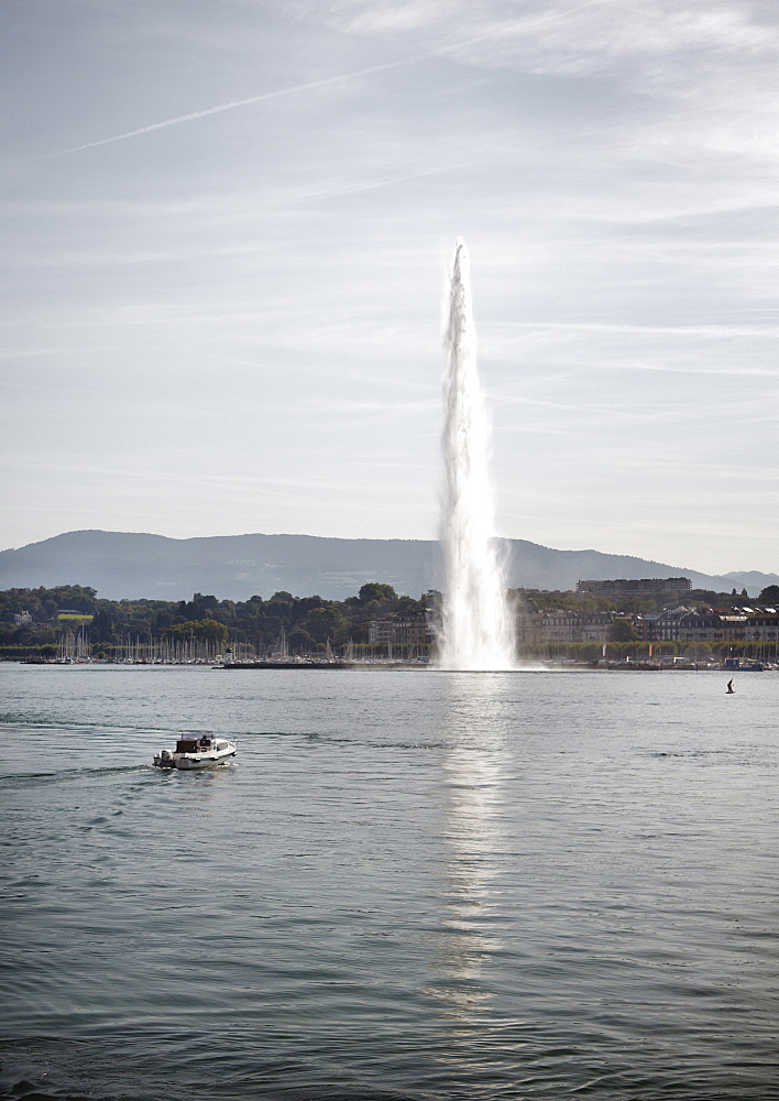 Jet d'Eau, Lake Geneva, Geneva, Switzerland, Europe