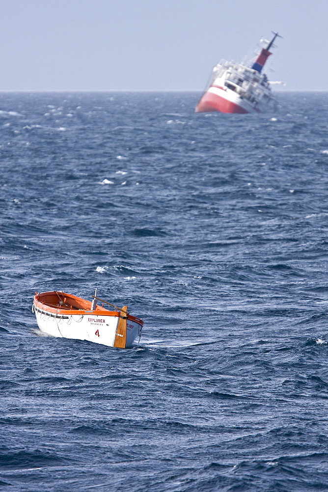 Images of the rescue of 154 people from the sinking expedition ship Explorer in Antarctica