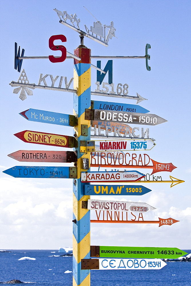 Vernadsky Research Base (Akademik Vernadsky), Ukrainian Antarctic Station at Marina Point on Galindez Island in the Argentine Islands, Antarctica