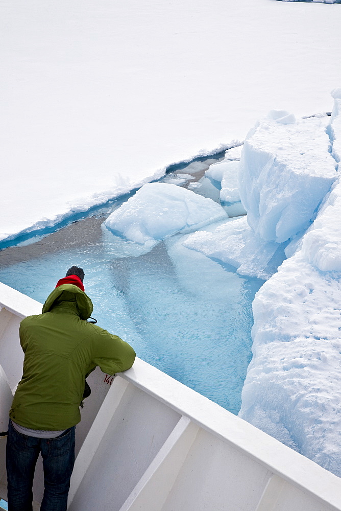 Open leads surrounded by multi-year ice floes in the Barents Sea between EdgeÂ¯ya (Edge Island) and Kong Karls Land in the Svalbard Archipelago, Norway.