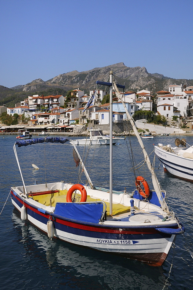 Fishing boats moored in Kokkari harbour, Samos, Eastern Sporades, Greek Islands, Greece, Europe