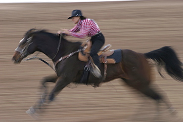 professional rodeo cowboys women's barrel racing.