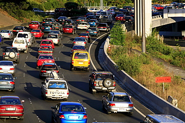 Rush hour traffic on the Southern Motorway heading out of Auckland towards Newmarket.