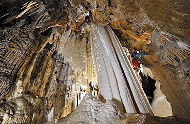 The Underworld - Photographs from caves all over the world