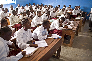 Classroom filled with young students in a public school in then northern Liberian town of Voinjama in Lofa County.