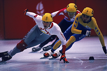 Short track men's 1000m, albertville france, winter olympics 1992.