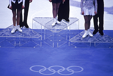 Medal Ceremony (RUS Gold & Silver, GBR Bronze).