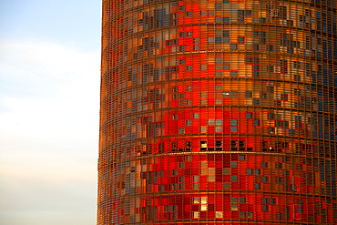 The Torre Agbar (Aguas de Barcelona acronym) is a skyscraper in Barcelona (Spain) located at the confluence of the Diagonal Avenue and Badajoz next to Plaza de las Glorias and marks the gateway to the technological district of Barcelona