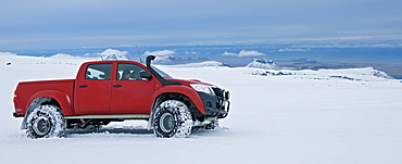 customised Icelandic 4x4 pick up truck on the way to Myrdalsjokull glacier