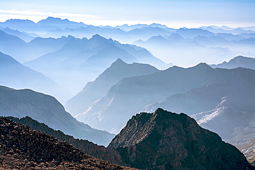 Smoky Sierra Mountains from along the Evolution Traverse, John Muir Wilderness, Kings Canyon National Park, Bishop, California.