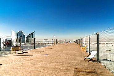 Boardwalk under clear sky, Arch of Defense, Paris, France