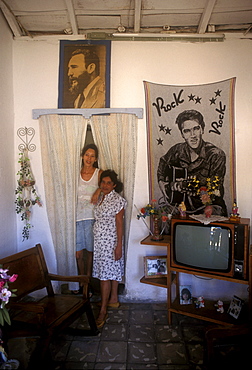 Home w, Fidel and Elvis, Trinidad, Cuba