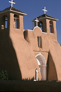 The Church of St. Francis of Assisi at Ranchos de Taos, New Mexico.Built in 1772 after the initial mission-building phase in New Mexico.