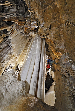 The Underworld - Photographs from caves all over the world