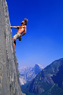 Timmy O'Neill free climbing East Buttress on El Capitan in Yosemite National Park, California.