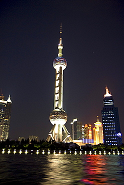 CHINA/Shanghai/Pudong/August 2007:View of Oriental Pearl Tower in Pudong district, from ferry on Huangpu River.