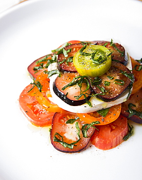 Tomato mozzarella salad