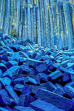 Devils Post Pile Basalt colums, Mammoth Lakes, CA