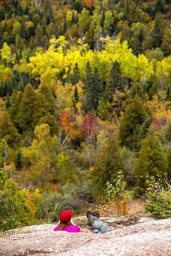 Scenery with forest and hikers at Oberg Mountain hiking trail, Tofte, Minnesota, USA