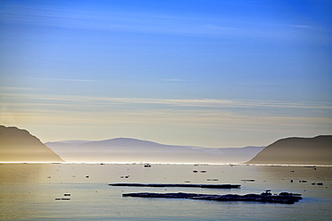 Icebergs, Nunavut, Canada