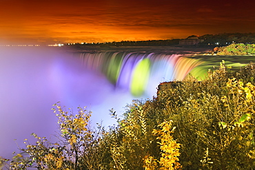 Horseshoe falls lit up at night, Niagara falls ontario canada