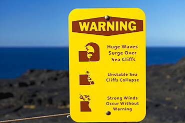 Sign To Warn Of Strong Winds, Waves And Cliff Collapse, Big Island, Hawaii, United States Of America