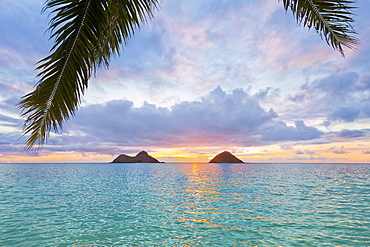 Beautiful Sunrise At Lanikai Beach Overlooking The Twin Makulua Islands, Kailua, Oahu, Hawaii, United States Of America