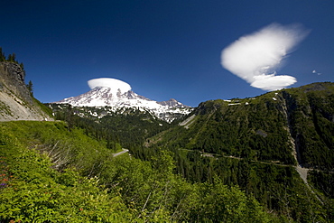 Mount Rainier, Mount Rainier National Park, Washington State, Usa