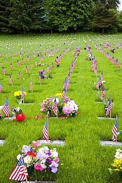 Memorial Flowers And Flags, Graveyard, Oregon, Usa