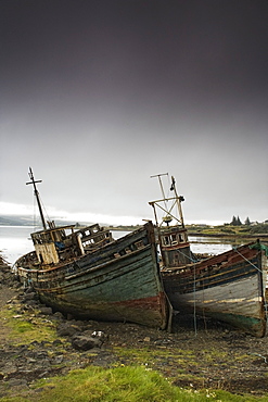 Scotland, Shipwreck On The Shore