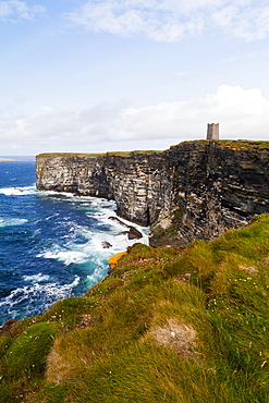 Marwick Head Rspb Nature Reserve, Kitcheners Monument, Orkney, Scotland