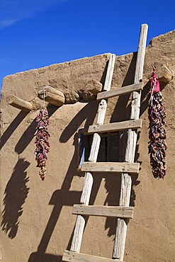 Taos Pueblo, Dates To 1000 Ad, New Mexico, United States Of America