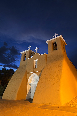 San Francisco De Asis Mission Church, National Historic Landmark, Established In 1772, Ranchos De Taos, New Mexico, United States Of America