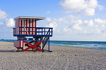 Lifeguard hut on the beach, South Beach, Miami Beach, Florida, USA