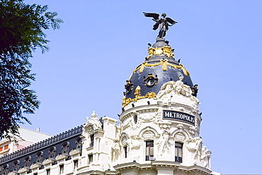 Low angle view of a building, Metropolis Building, Madrid, Spain