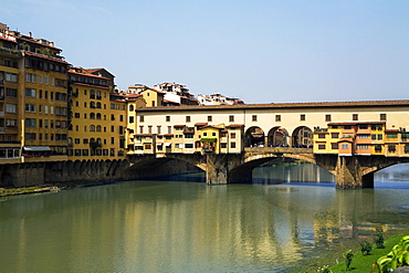 Bridge over a river, Ponte Vecchio, Florence, Tuscany, Italy