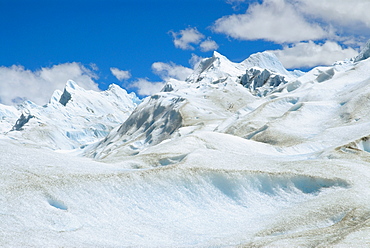 Mountains covered with snow, Glacier Grande, Mt Fitzroy, Chalten, Southern Patagonian Ice Field, Patagonia, Argentina