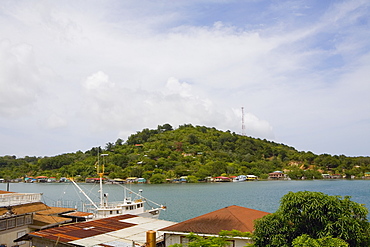 Mountain at the riverside, Jonesville, Roatan, Bay Islands, Honduras