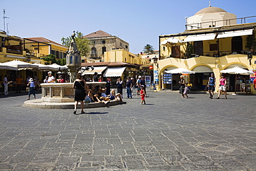 Fountain in the courtyard of a town, Sintrivani Fountain, Hippocrates Square, Rhodes, Dodecanese Islands, Greece