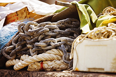 Close-up of chain and rope, Sorrento, Sorrentine Peninsula, Naples Province, Campania, Italy