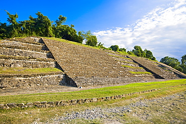 Old ruins on a landscape, El Tajin, Veracruz, Mexico