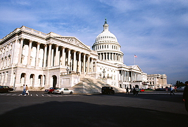 Low angle view of a government building, Capitol Building, Washington DC, USA